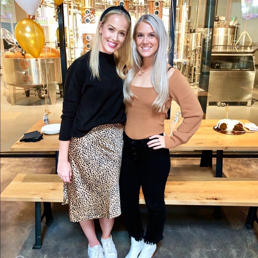 H&M High Rise Fringe Black Corduroy Jeans- Size 6